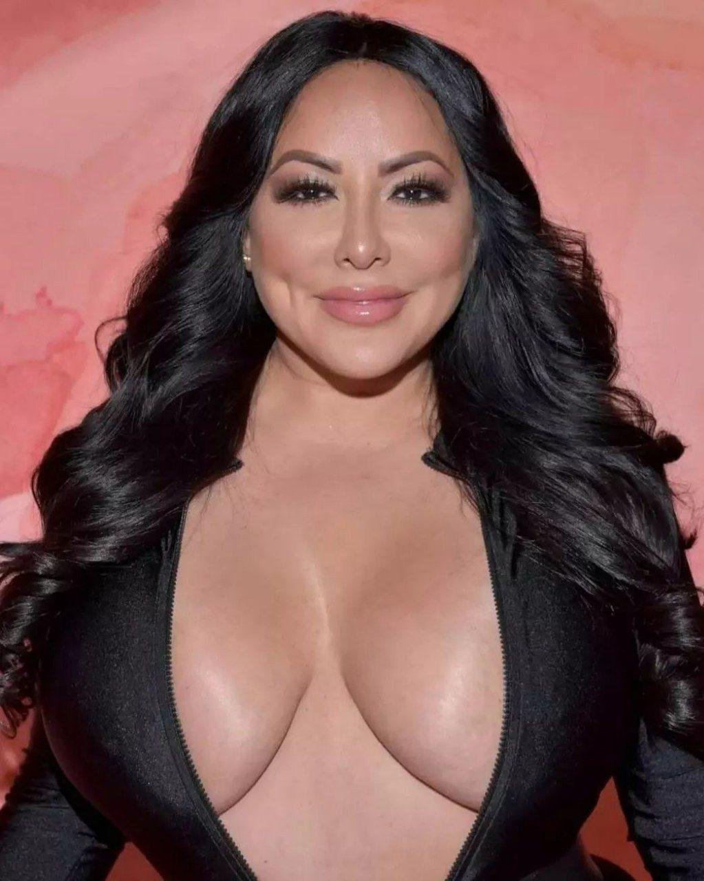 Kiara Mia Onlyfans Mega Leaked